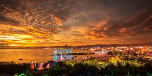 艾曼纽环游地球:一场穿越七大洲的奇幻旅程 艾曼纽环游地球:一场穿越七大洲的奇幻旅程