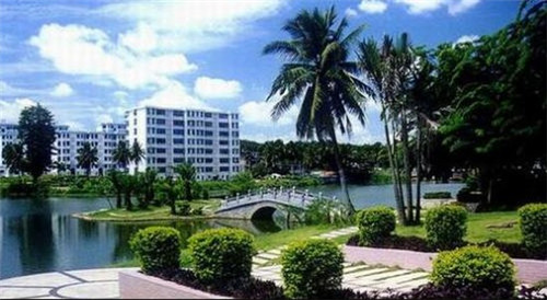 商河比较大的超市