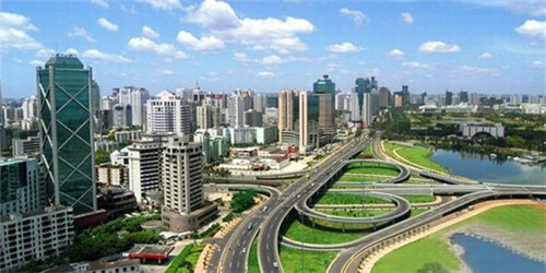 爱车王国汽车美容在鹤庆县市场潜力怎么样